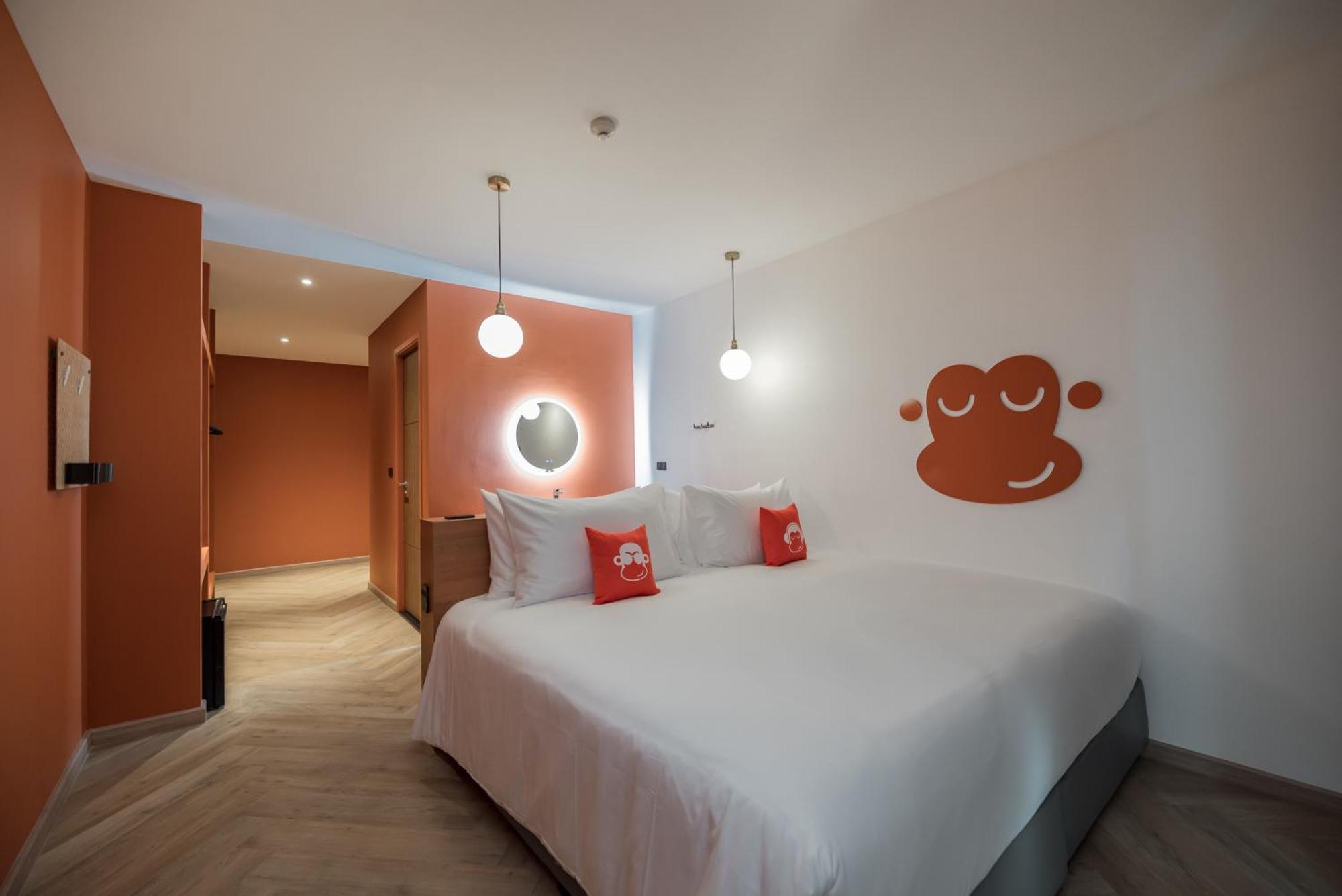 Blu Monkey Hub And Hotel Bangsaen Eksteriør bilde
